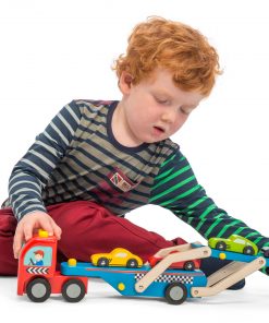 Toys modeled bu Lilly, Tabitha, Poppy and Leon