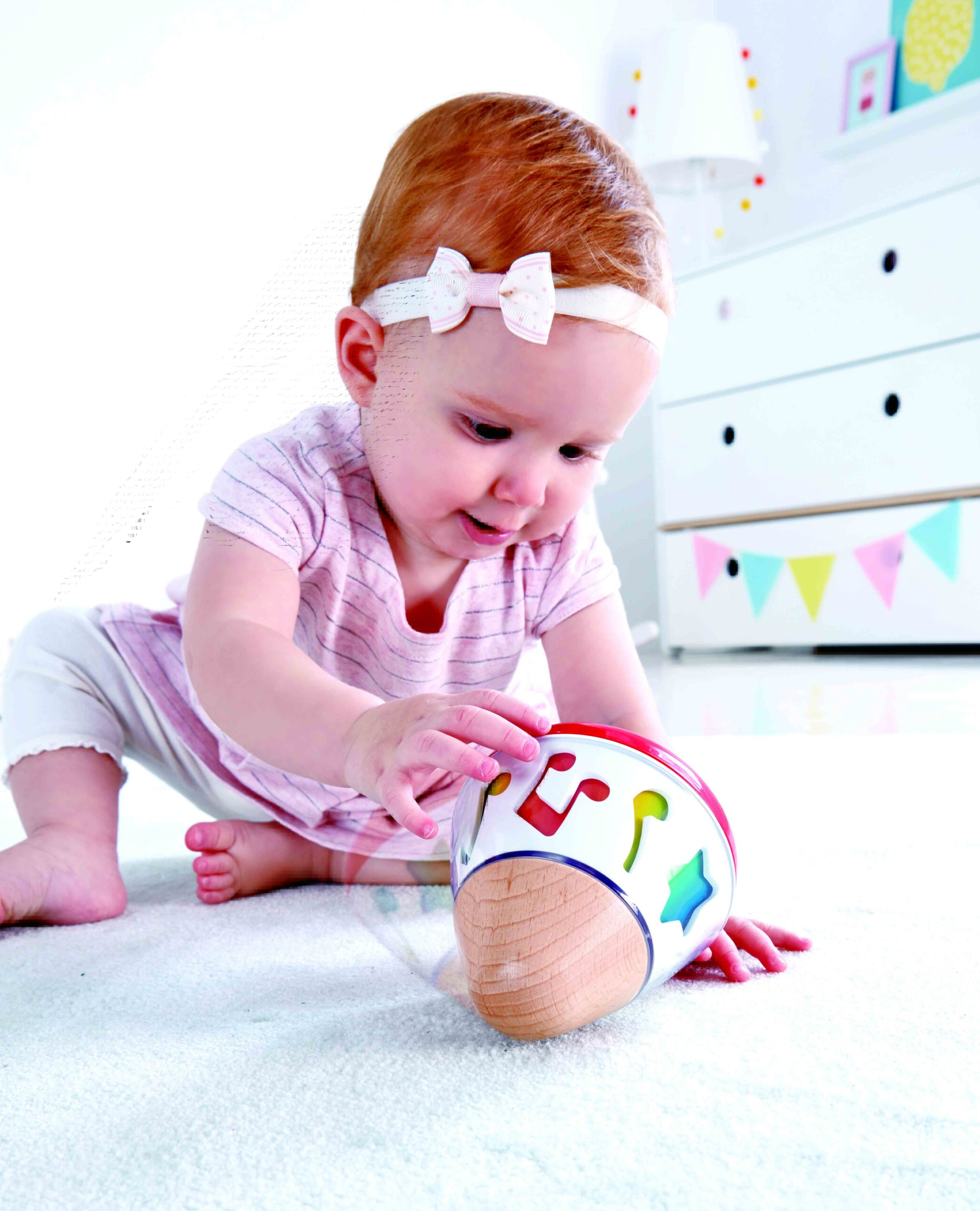 E0332 Rotating Music Box with child-2 small