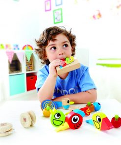 E1026 Whistle birds with child 1