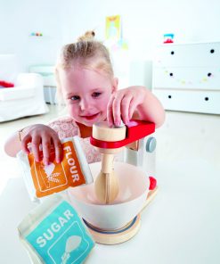 E3147 Whip-it-up Mixer with child-1