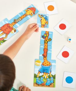 070 Giraffes in Scarves lifestyle 001 WEB