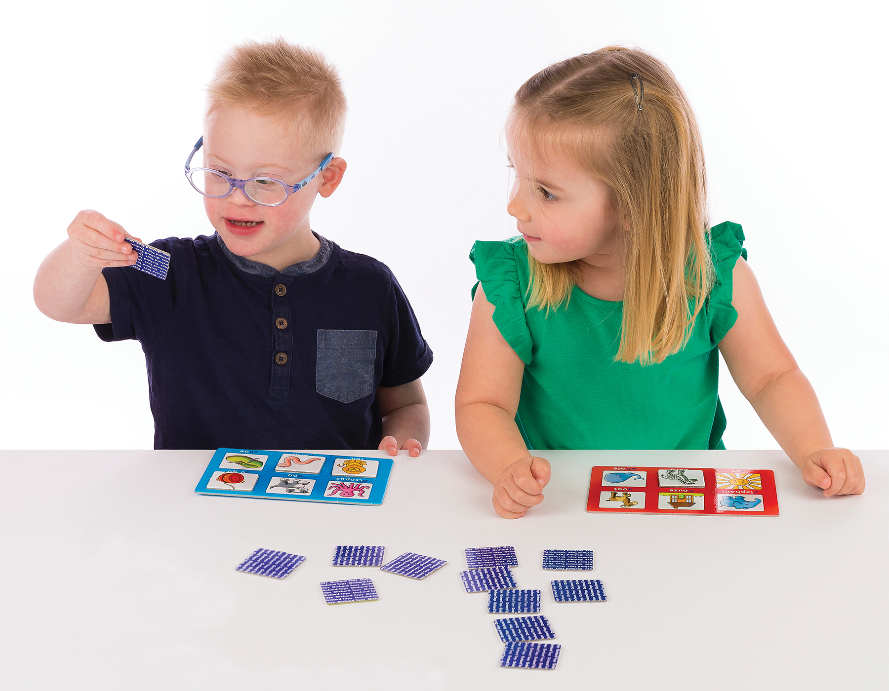 083 Alphabet Lotto lifestyle 005 WEB