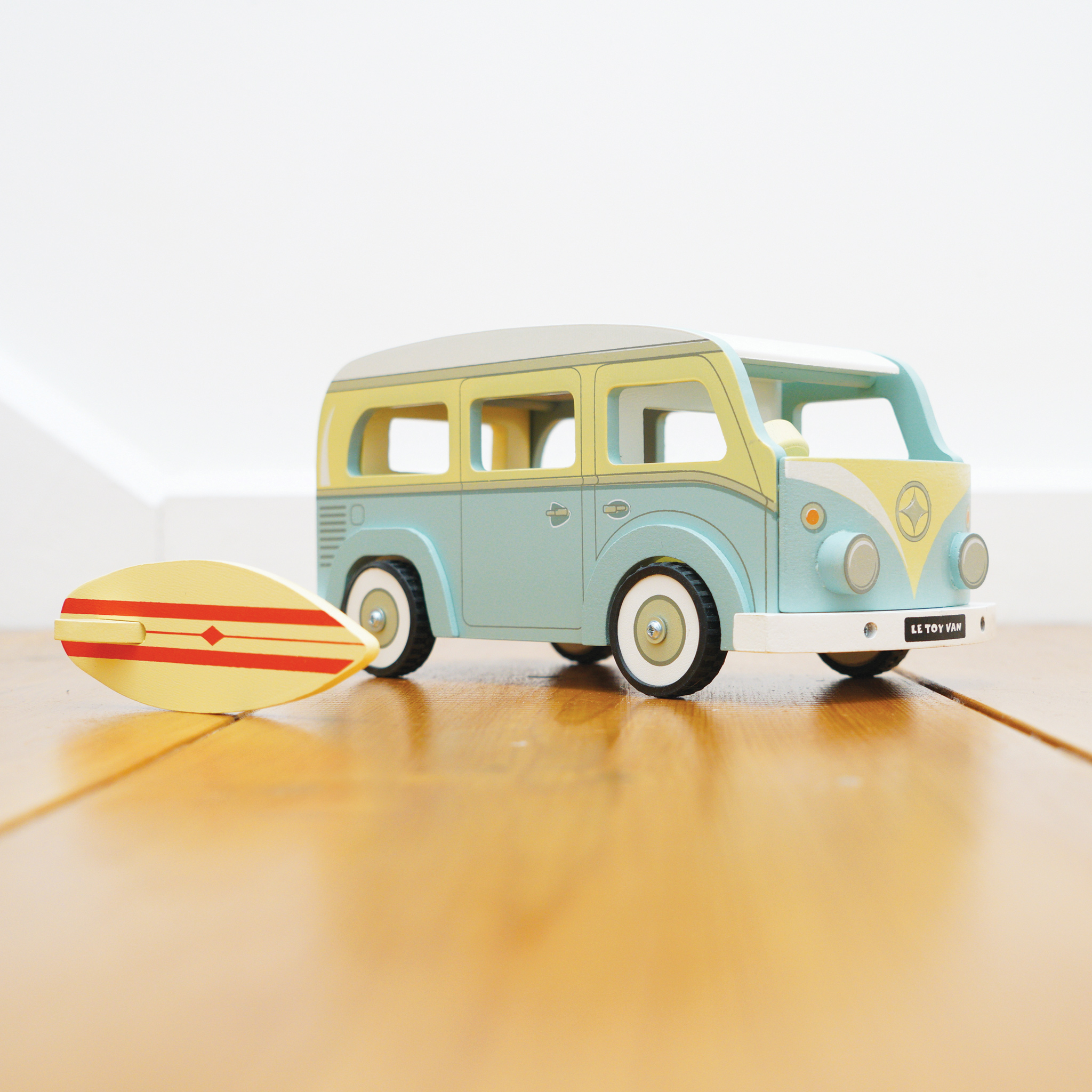 TV478-Camper-Van-Surf-Board-Side_square