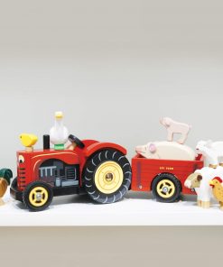 TV468_red_wooden_tractor_2