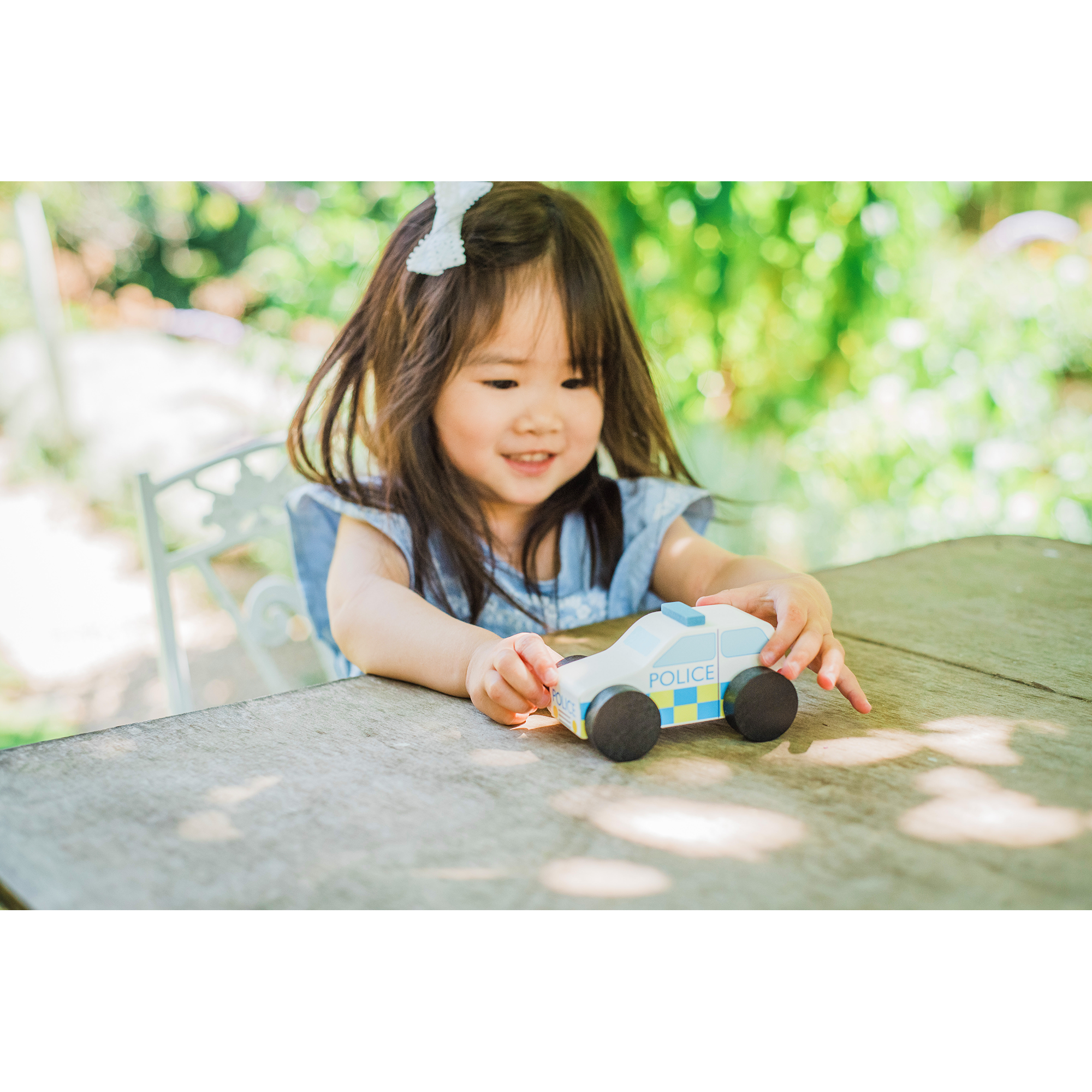 Emergency Police Car lifestyle 2