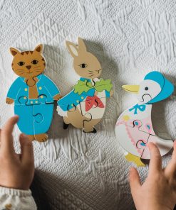 WOODEN PUZZLE - PETER RABBIT TRIO_3_LIFESTYLE