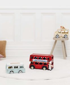 TV469-london-wooden-bus-with-ice-cream-van-and-campervan