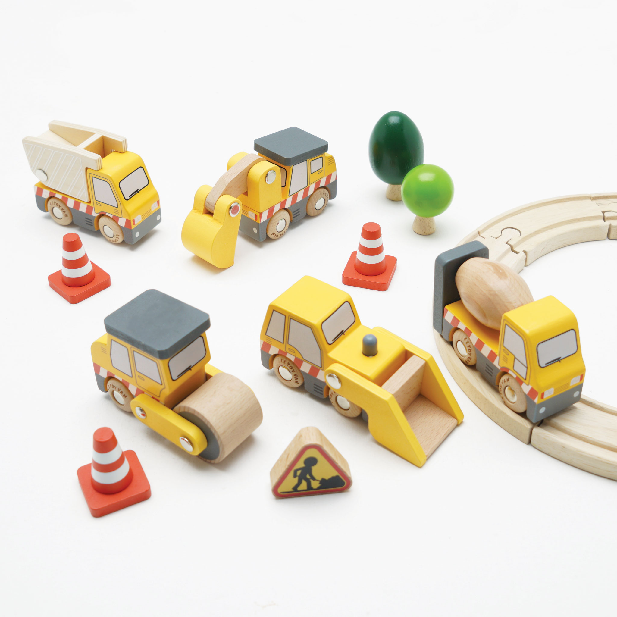 TV442-construction-vehicles-car-road-works-plastic-toy-boy-girl-gift-yellow-orange-wood-garage (6)